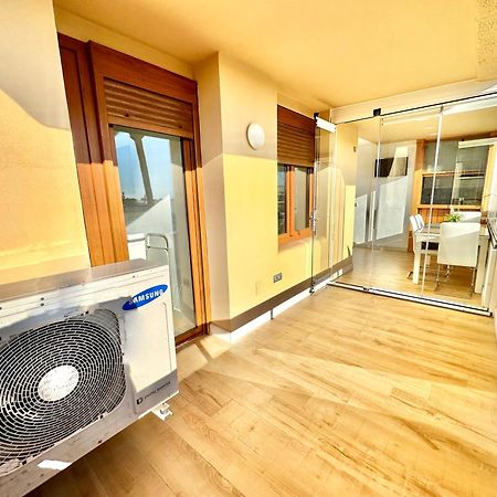 Gorgeous Apartment At The Sea In La Carihuela! توريمولينوس المظهر الخارجي الصورة
