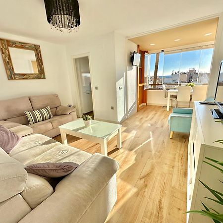 Gorgeous Apartment At The Sea In La Carihuela! توريمولينوس المظهر الخارجي الصورة