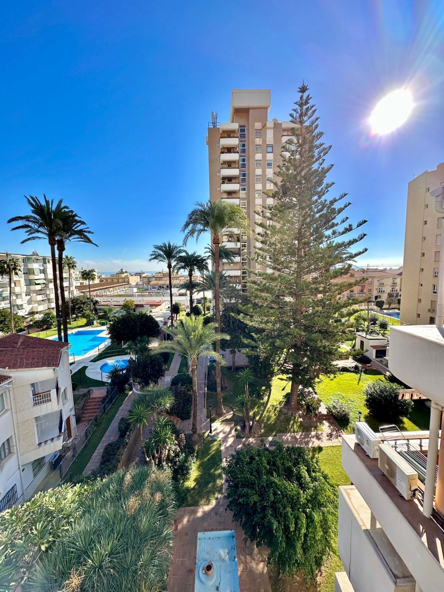 Gorgeous Apartment At The Sea In La Carihuela! توريمولينوس المظهر الخارجي الصورة