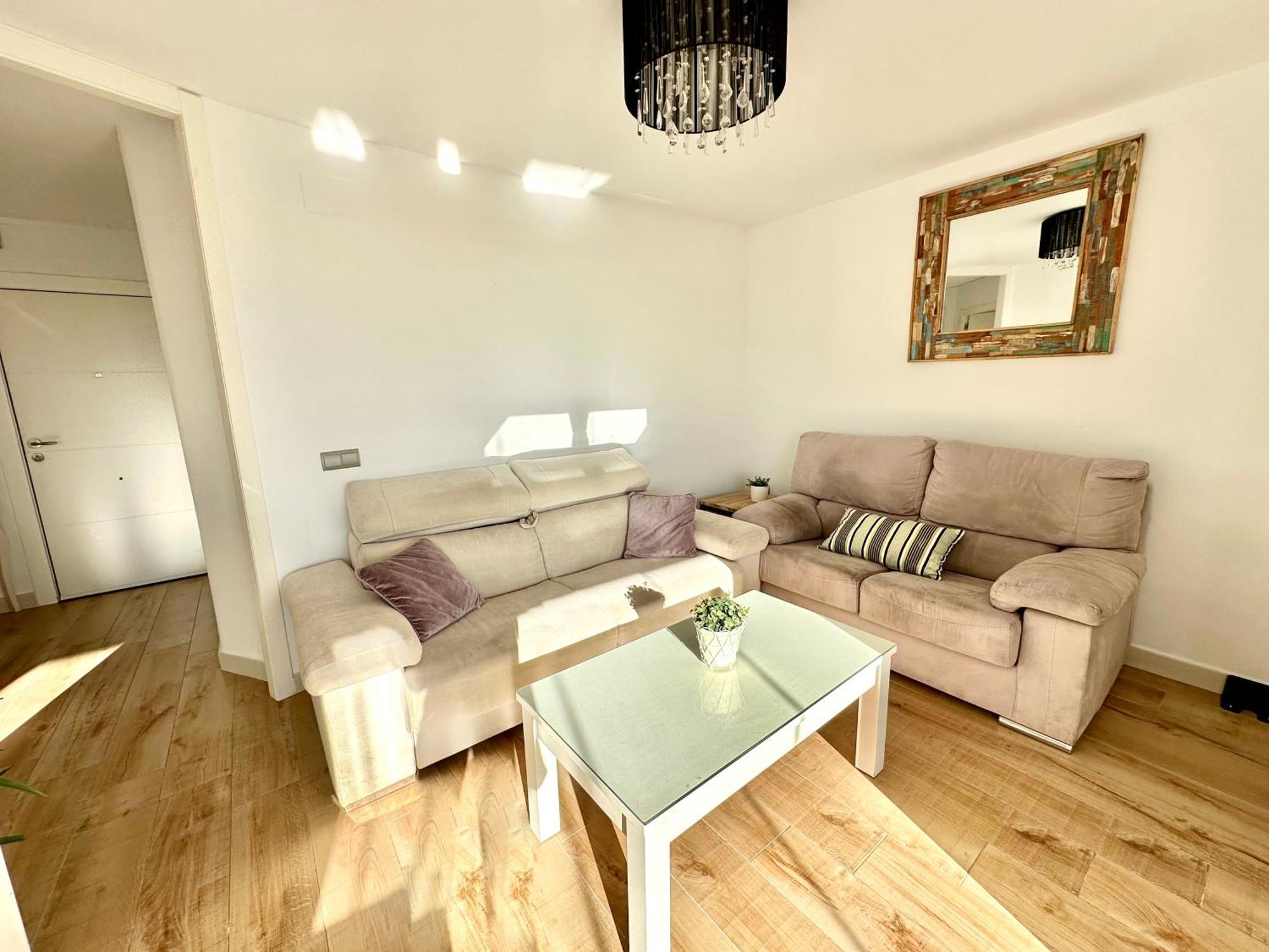 Gorgeous Apartment At The Sea In La Carihuela! توريمولينوس المظهر الخارجي الصورة