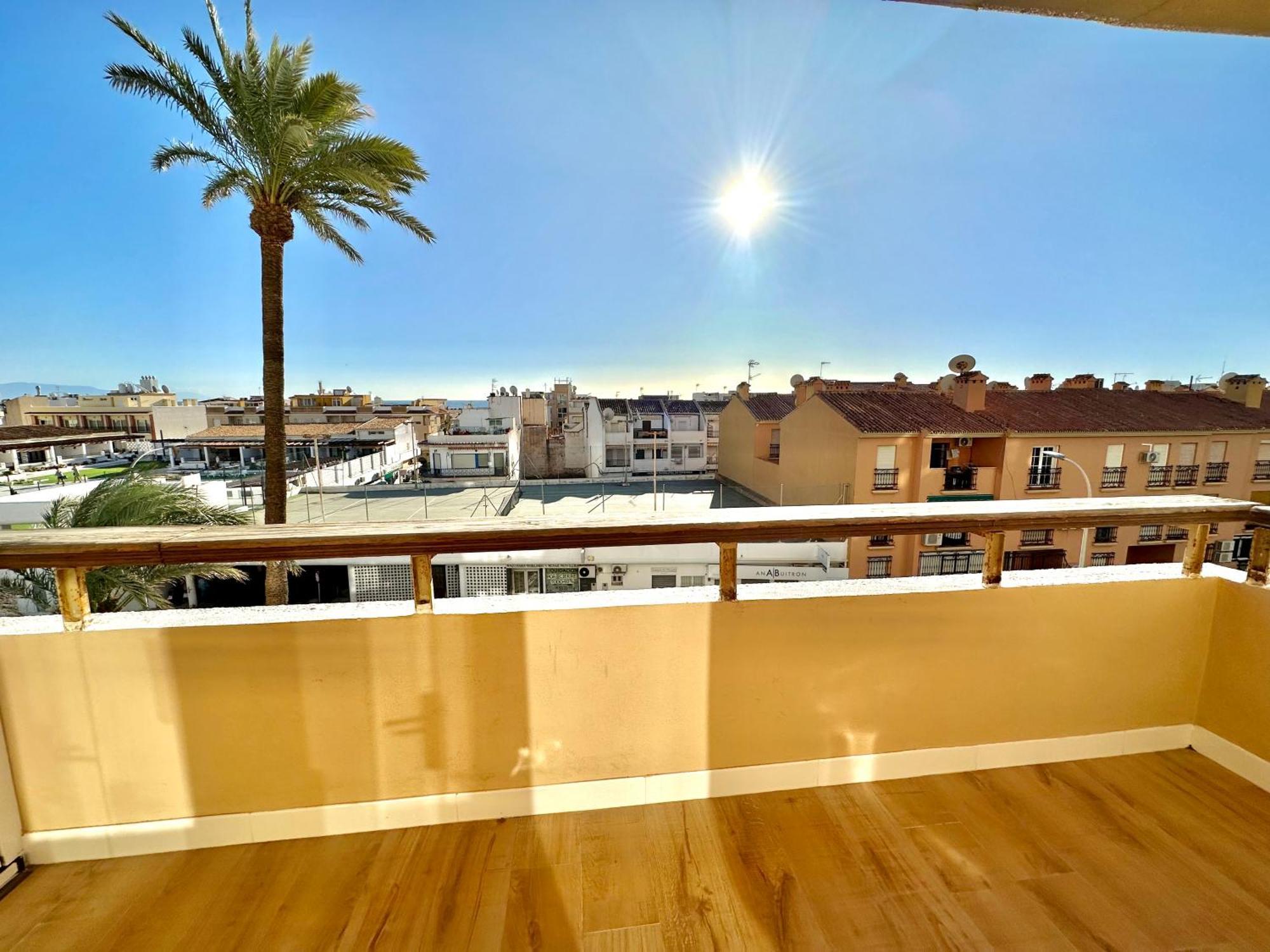 Gorgeous Apartment At The Sea In La Carihuela! توريمولينوس المظهر الخارجي الصورة