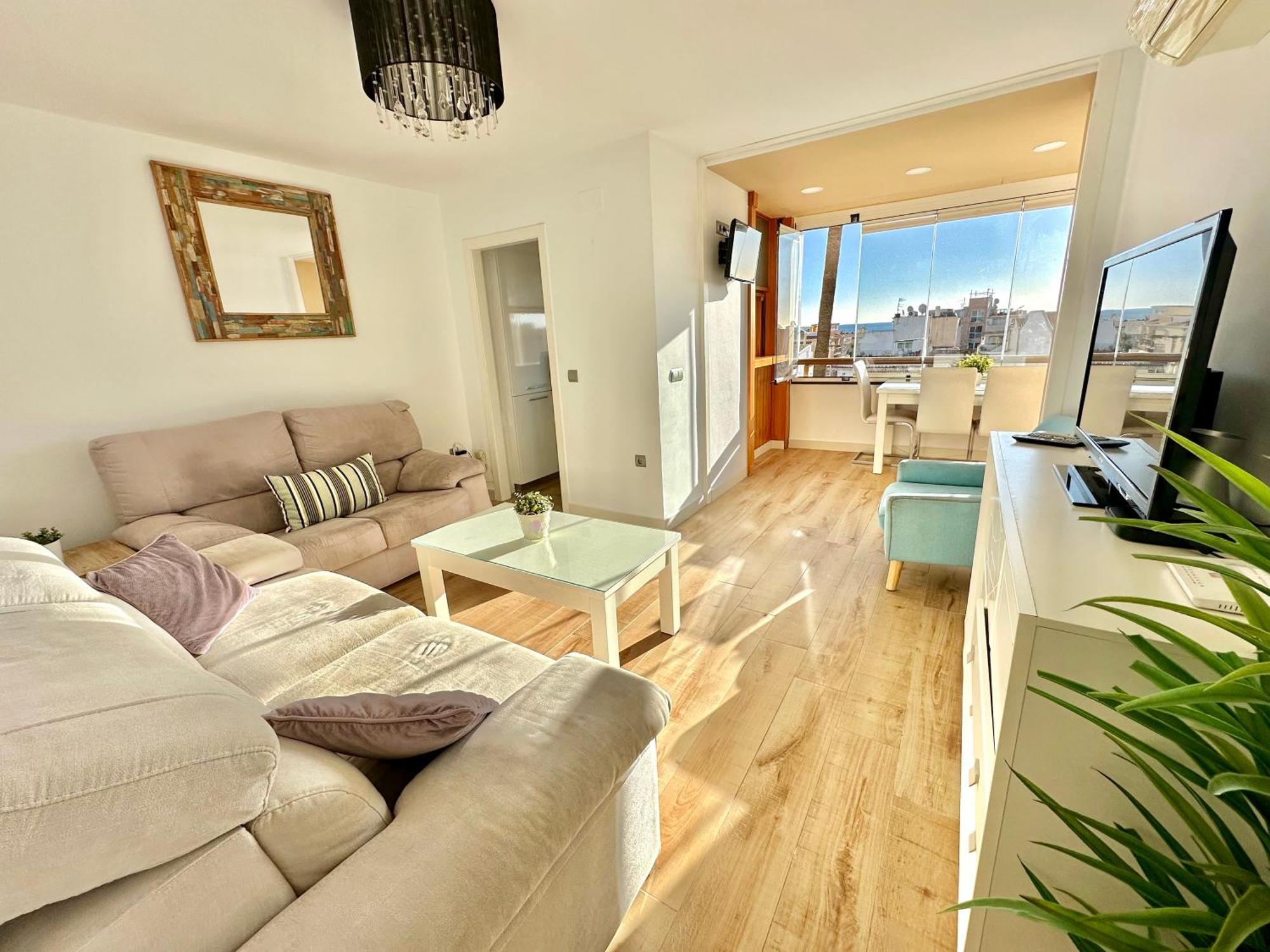 Gorgeous Apartment At The Sea In La Carihuela! توريمولينوس المظهر الخارجي الصورة