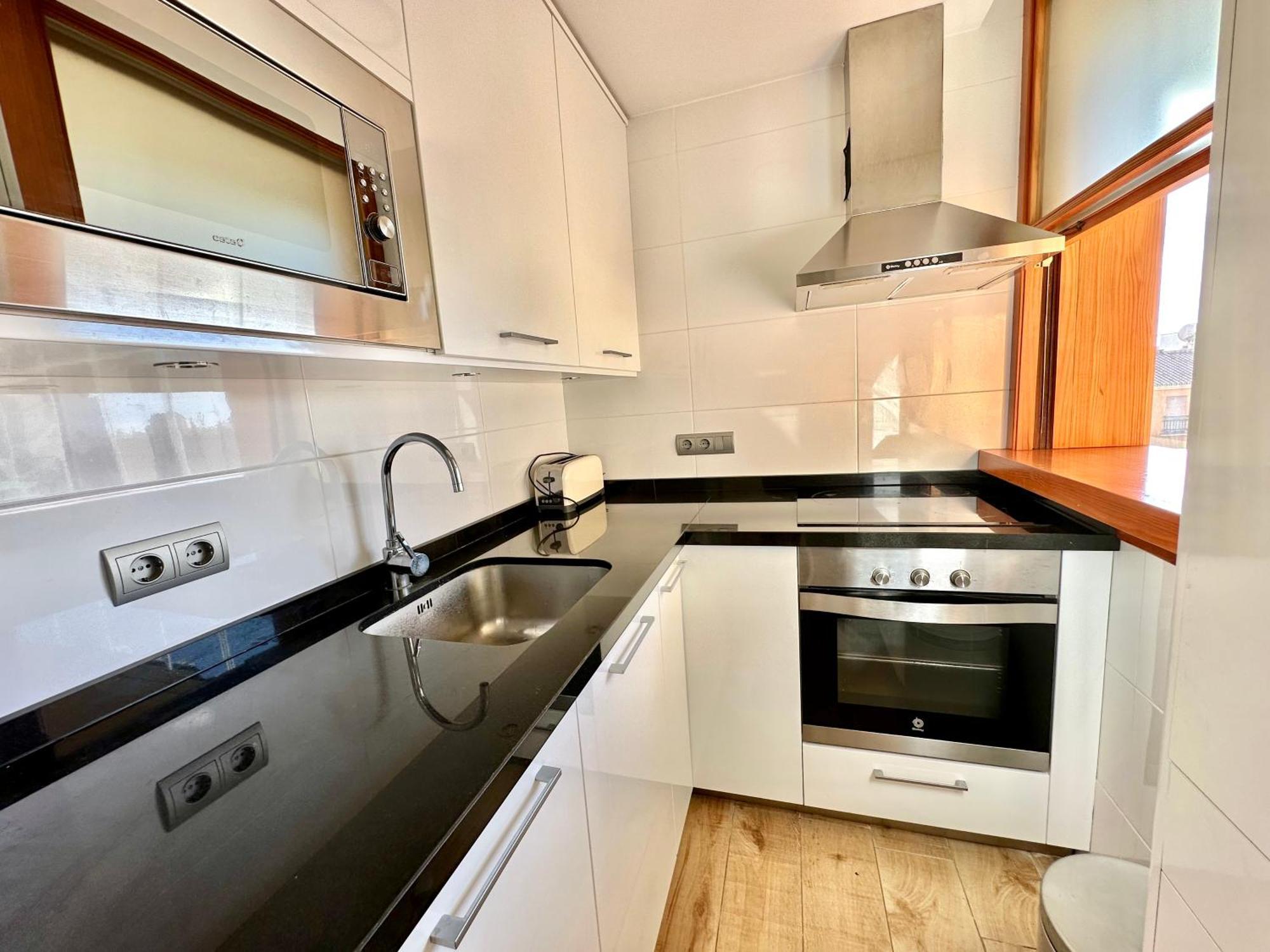 Gorgeous Apartment At The Sea In La Carihuela! توريمولينوس المظهر الخارجي الصورة