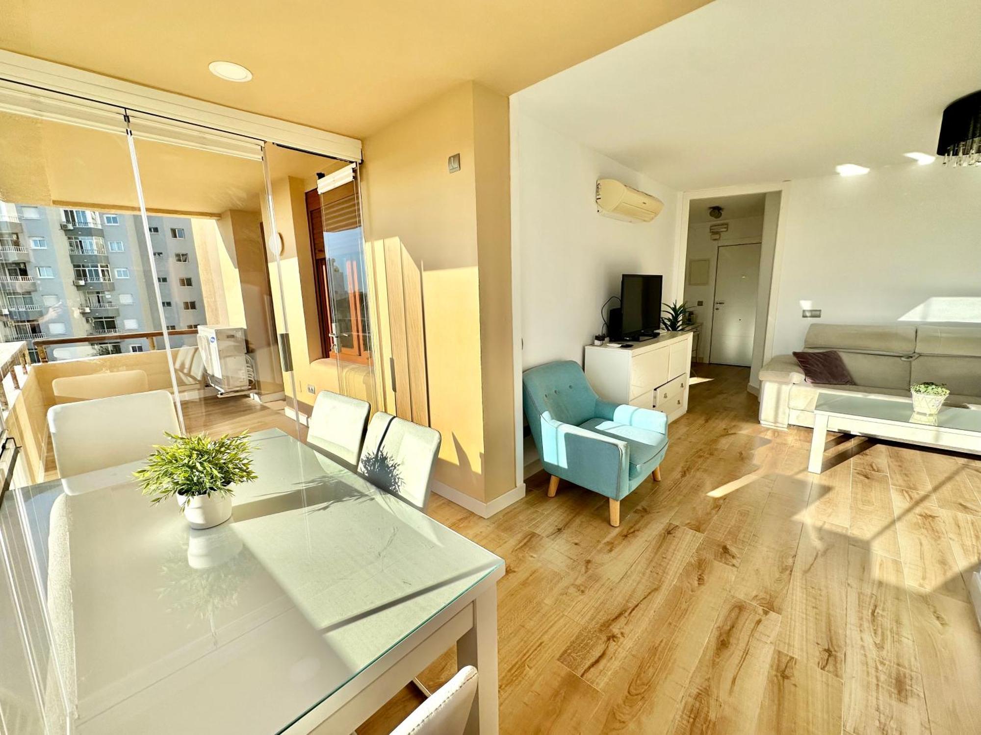 Gorgeous Apartment At The Sea In La Carihuela! توريمولينوس المظهر الخارجي الصورة