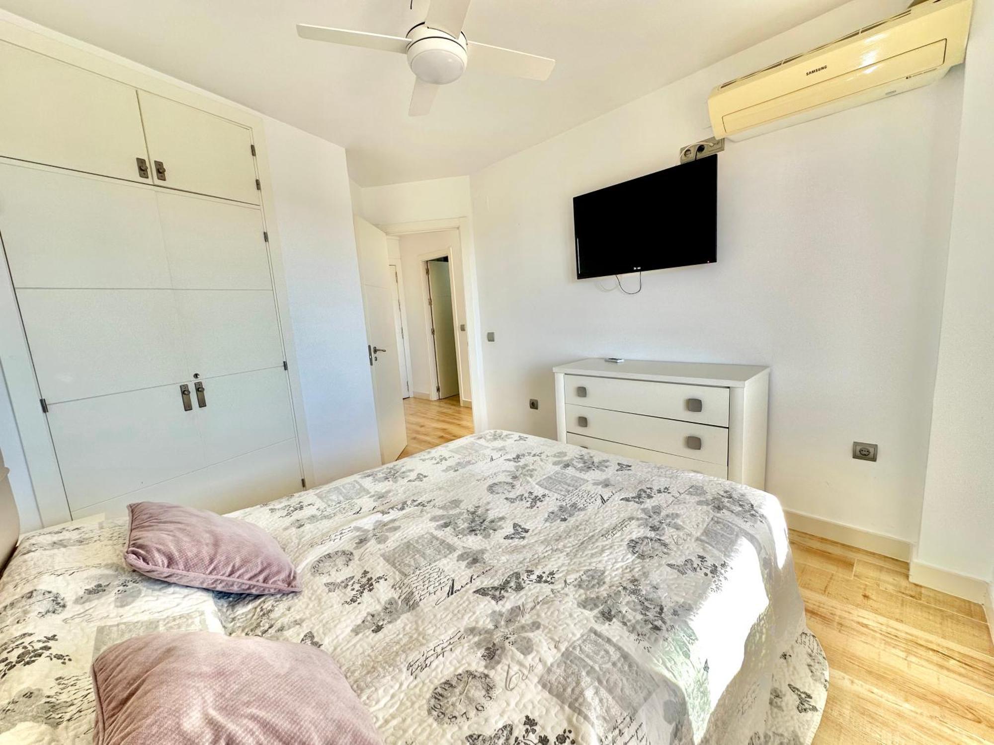 Gorgeous Apartment At The Sea In La Carihuela! توريمولينوس المظهر الخارجي الصورة